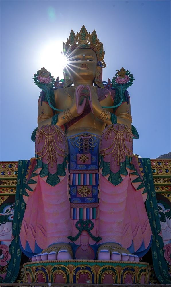 Clear golden skies over Ladakh in autumn